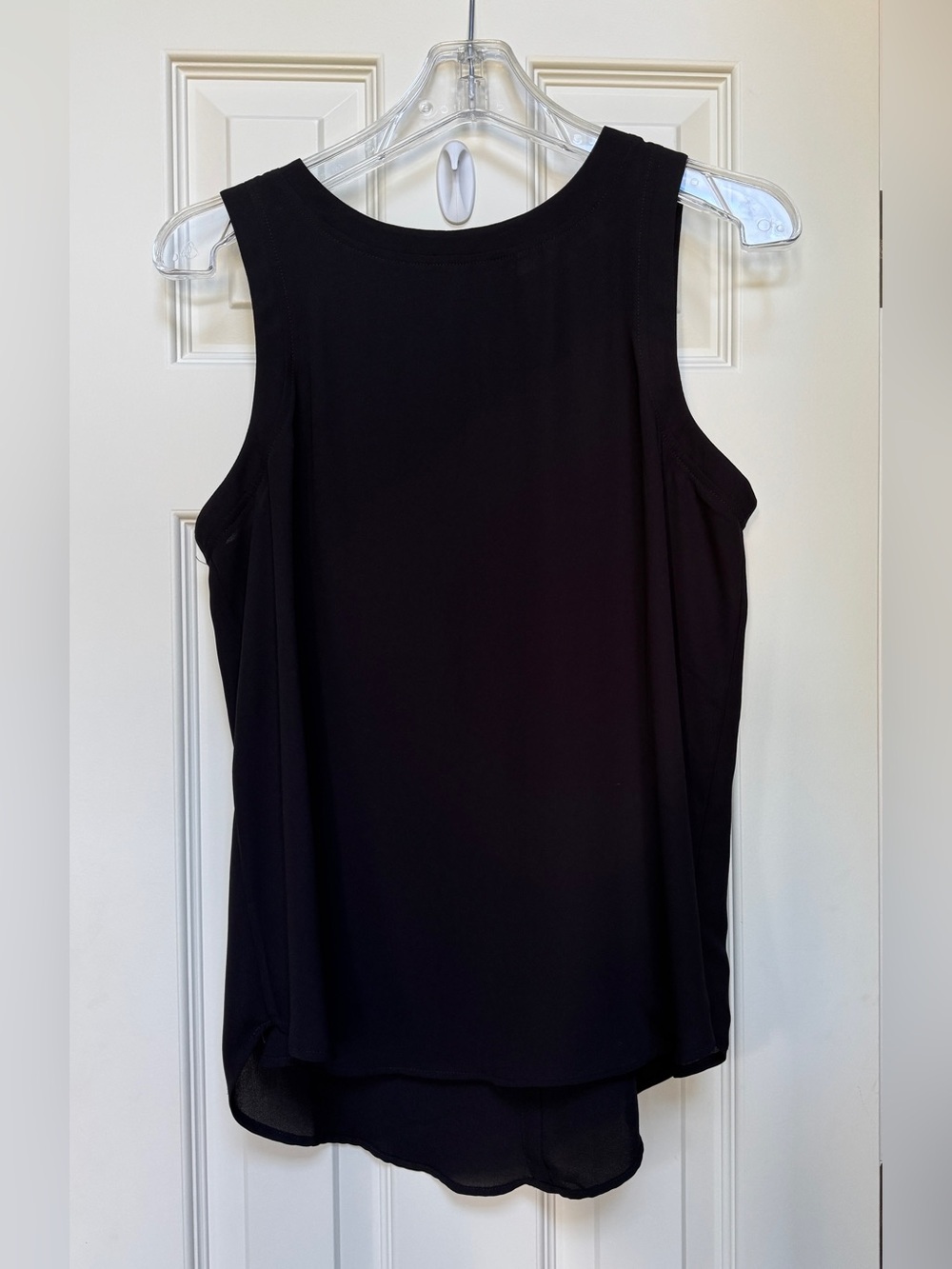 LOFT Black Sleeveless High-Low Camisole